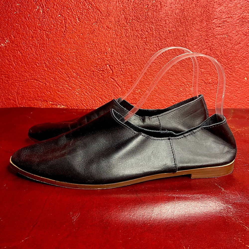 Black Leather Zara Slip On Flats Size 40 Size 9.5